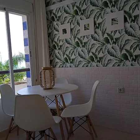 Pepa Bajondillo * טורמולינוס